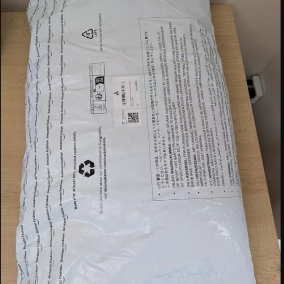 COPY - AMAZON Essentials Men's 2XL Lined Parka Water-Repellent Navy Relaxed-Fit… - Picture 6 of 7